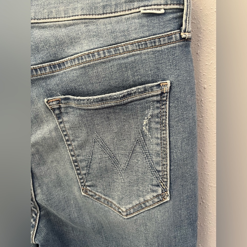 New MOTHER Mother Dazzler Ankle Fray Weekend Kitten Distressed Size 30 - Picture 6 of 14